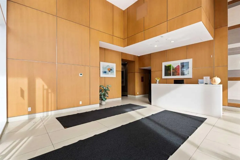 510 6 Avenue SE, #301