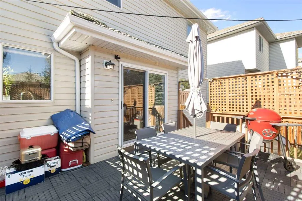 38 Spring Crescent SW