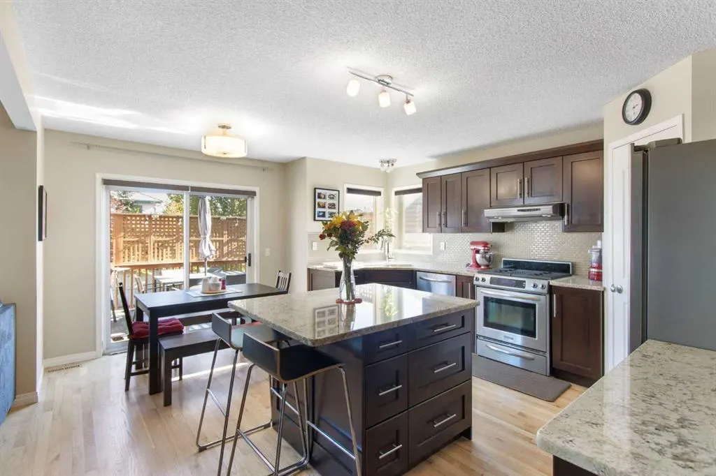 38 Spring Crescent SW