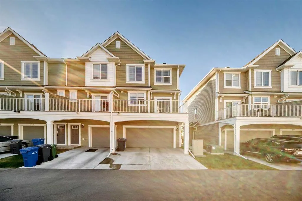 640 Copperstone Manor SE