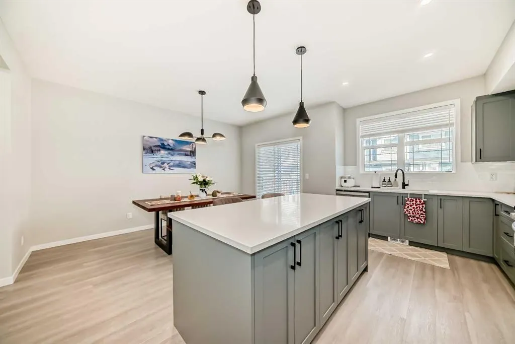 640 Copperstone Manor SE