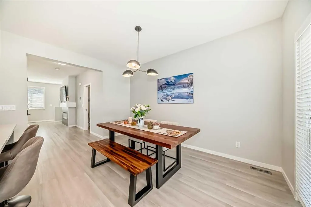 640 Copperstone Manor SE