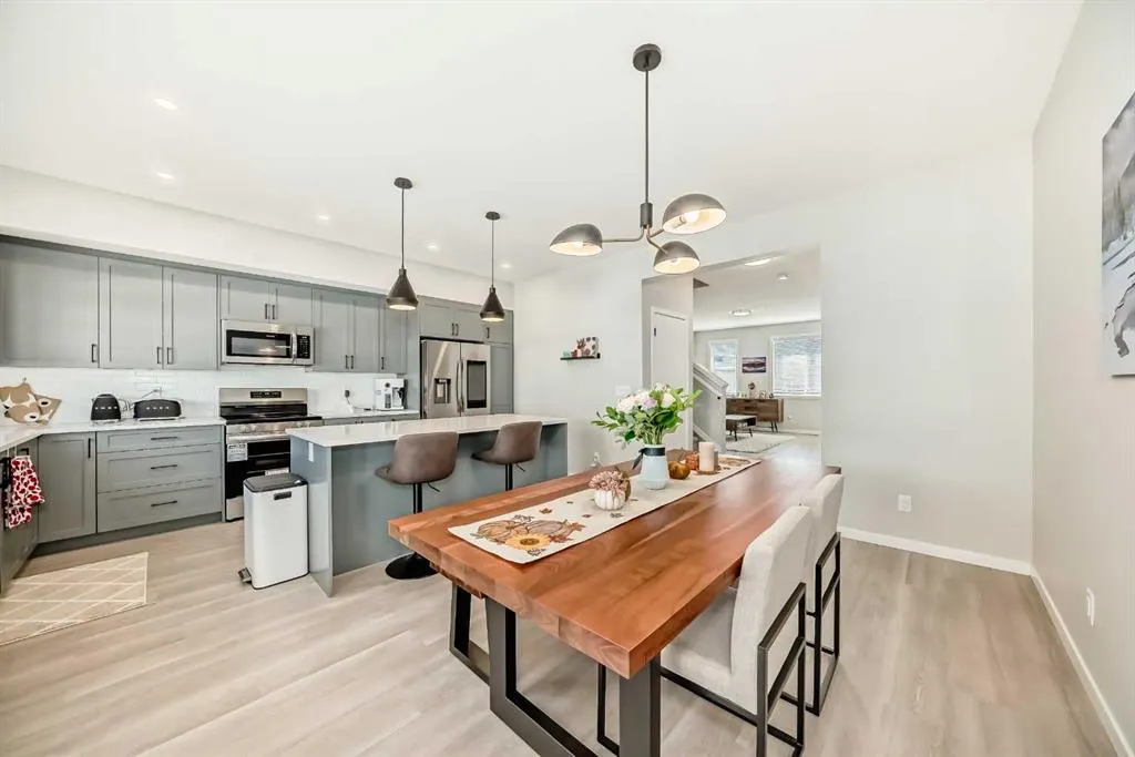 640 Copperstone Manor SE