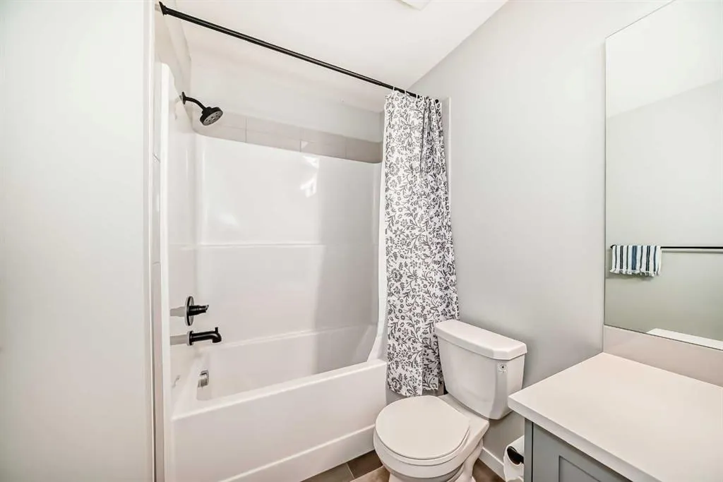 640 Copperstone Manor SE