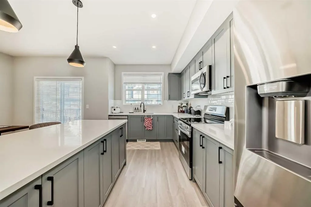 640 Copperstone Manor SE