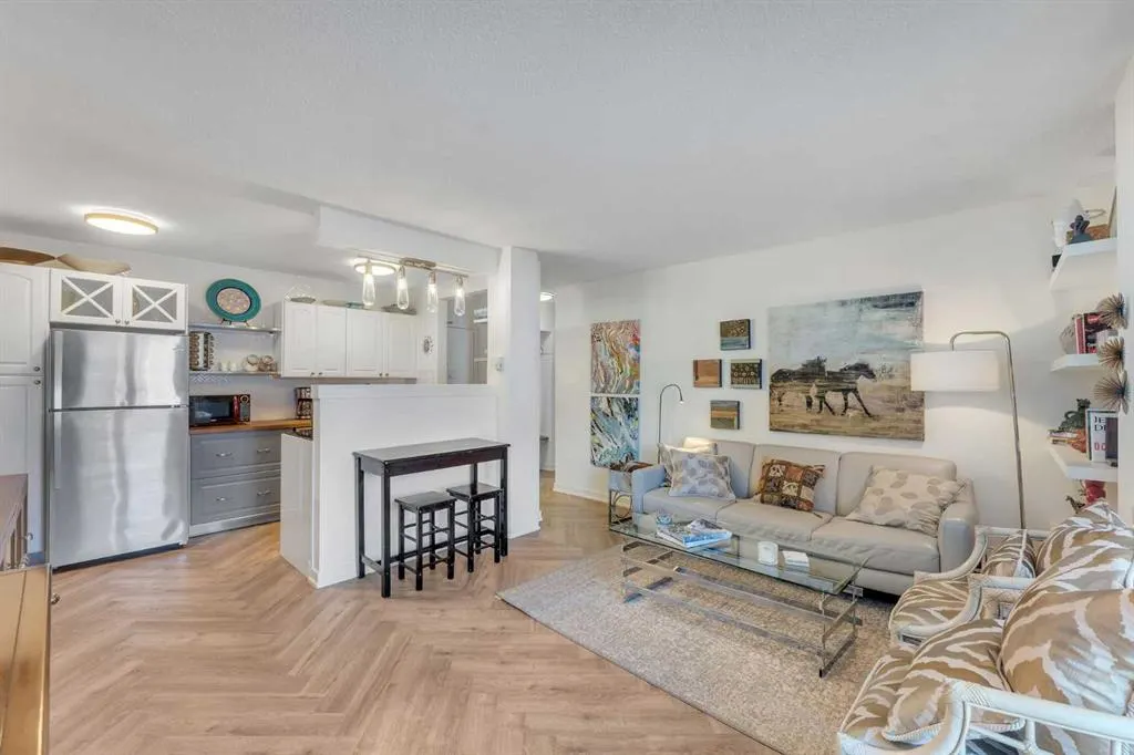 1626 14 Avenue SW, #205