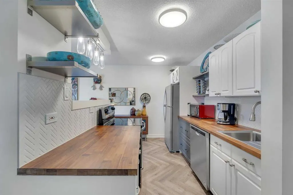 1626 14 Avenue SW, #205