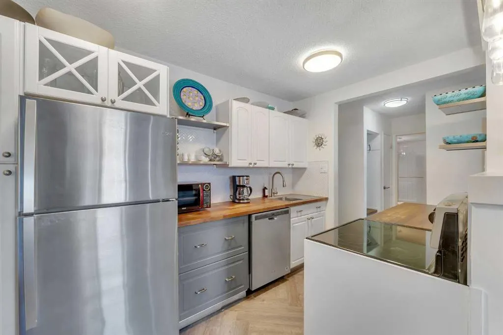 1626 14 Avenue SW, #205