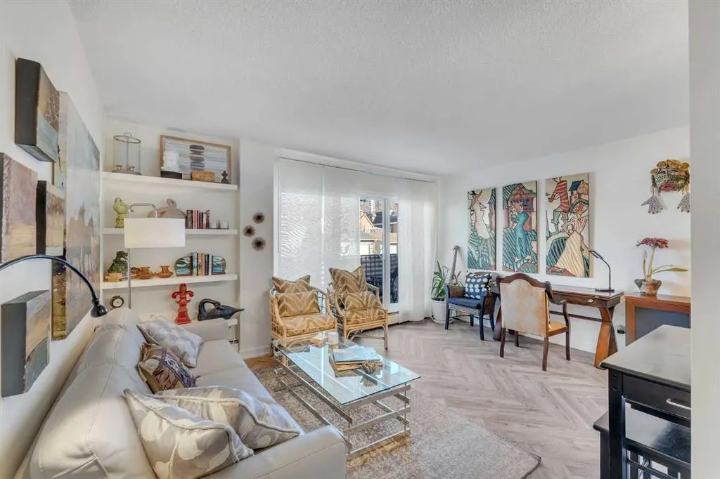 1626 14 Avenue SW, #205