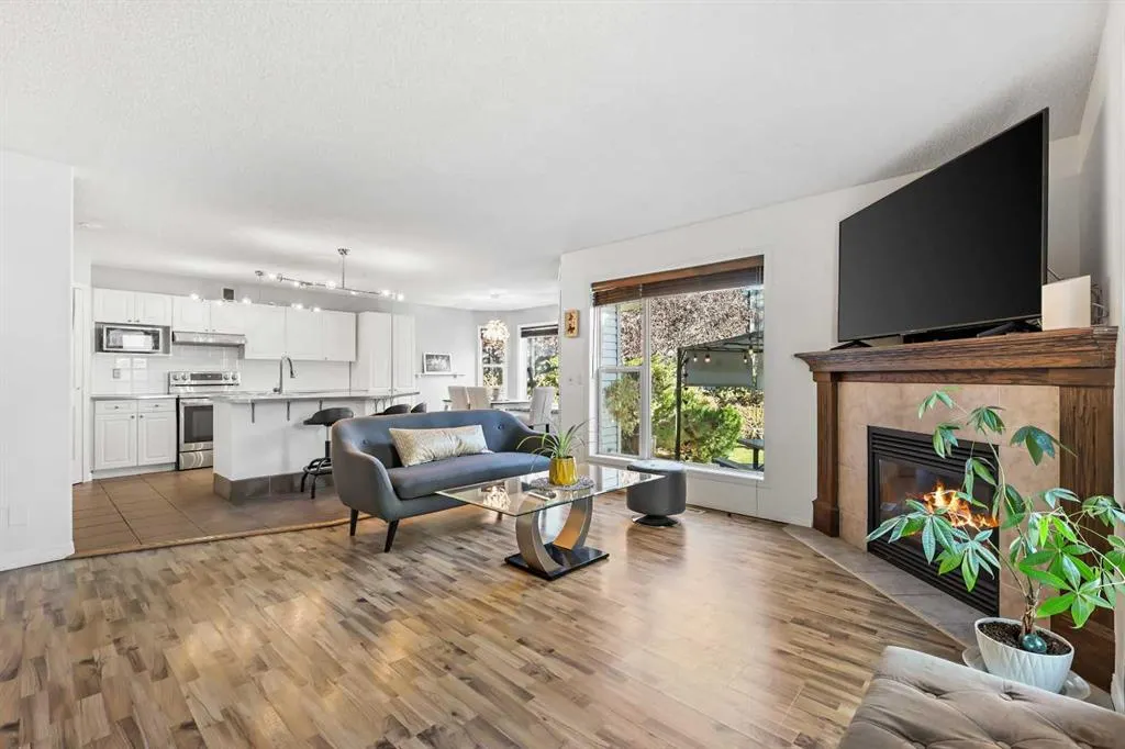 248 Douglas Ridge Green SE