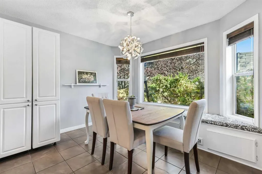 248 Douglas Ridge Green SE