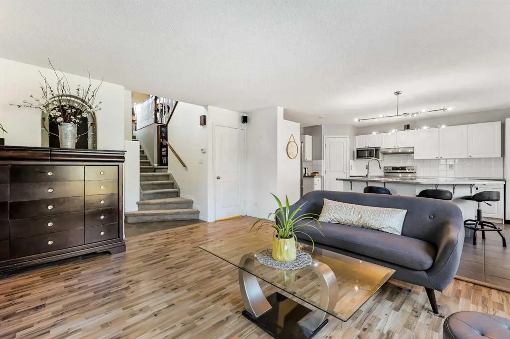 248 Douglas Ridge Green SE