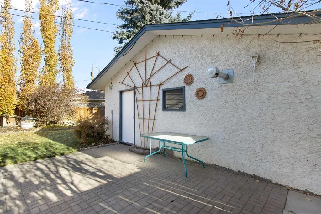 1452 Lake Sylvan Drive SE