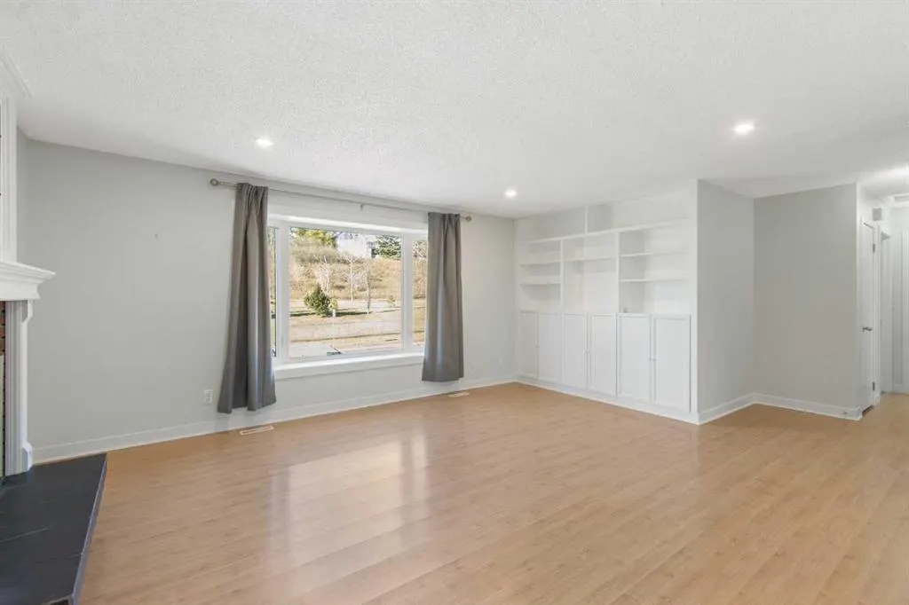 1452 Lake Sylvan Drive SE