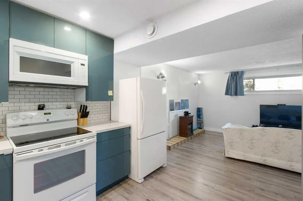 1452 Lake Sylvan Drive SE