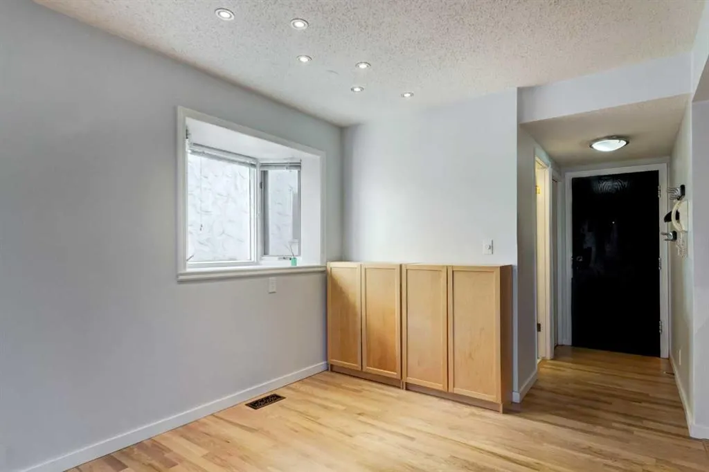 1921 5 Street SW, #3