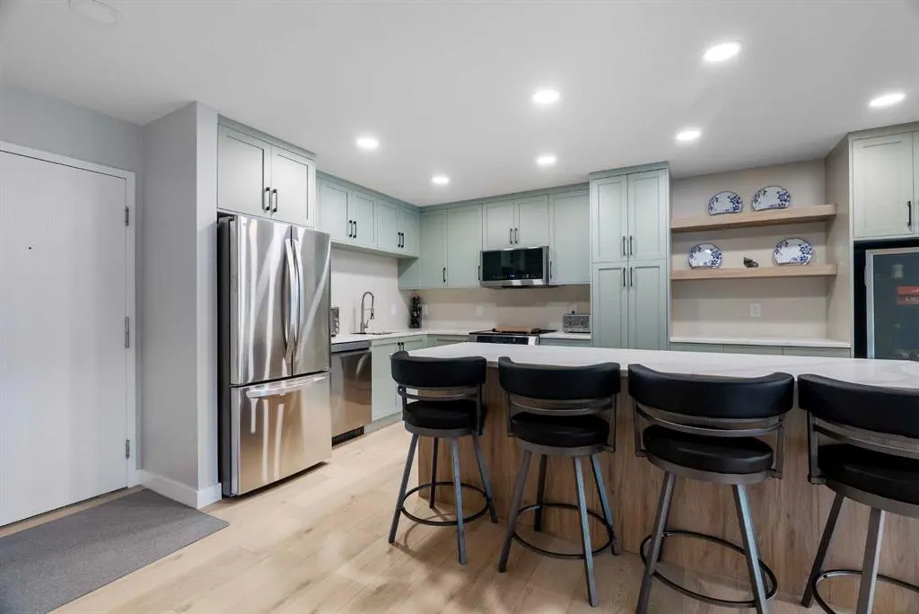 610 Signal Road, #214