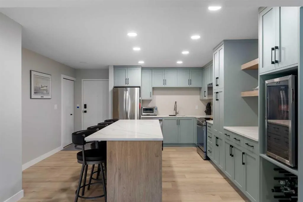 610 Signal Road, #214