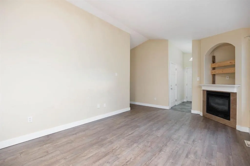 354 Grosbeak Way