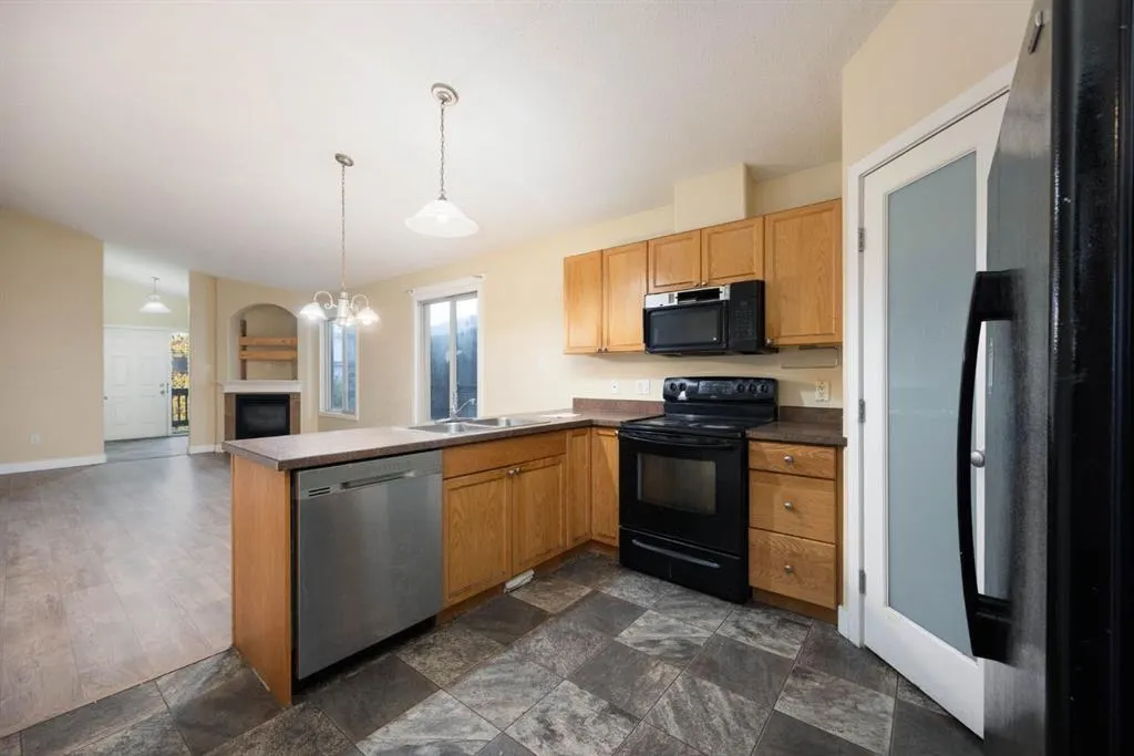 354 Grosbeak Way