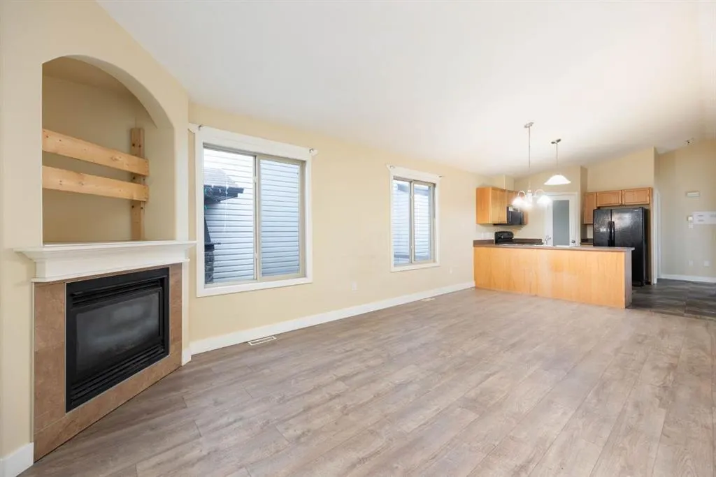 354 Grosbeak Way