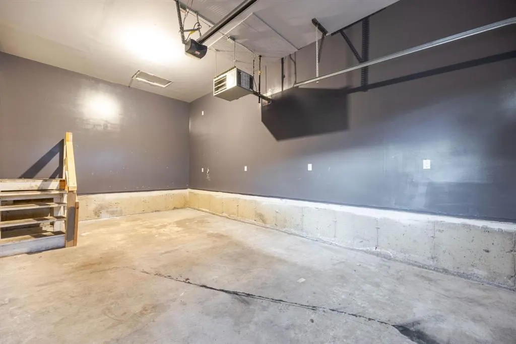 354 Grosbeak Way