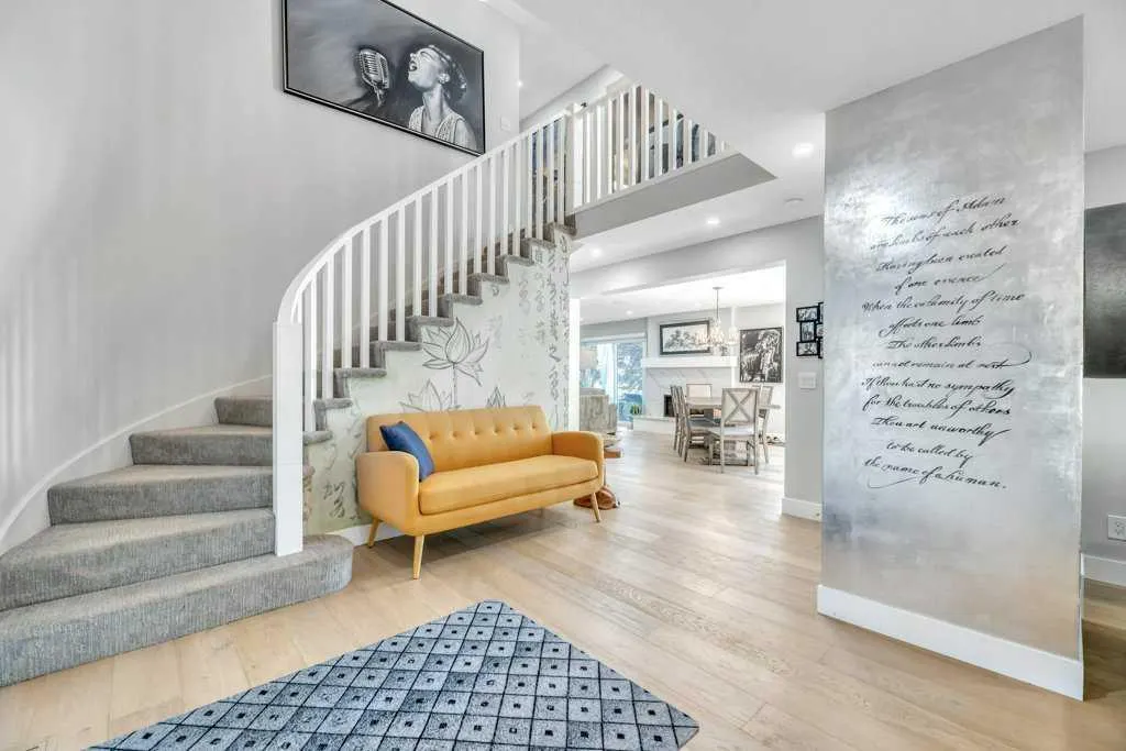 15 Midlake Green SE