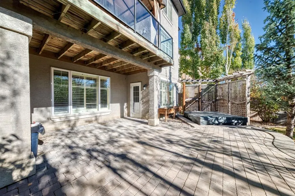 84 Evergreen Lane SW