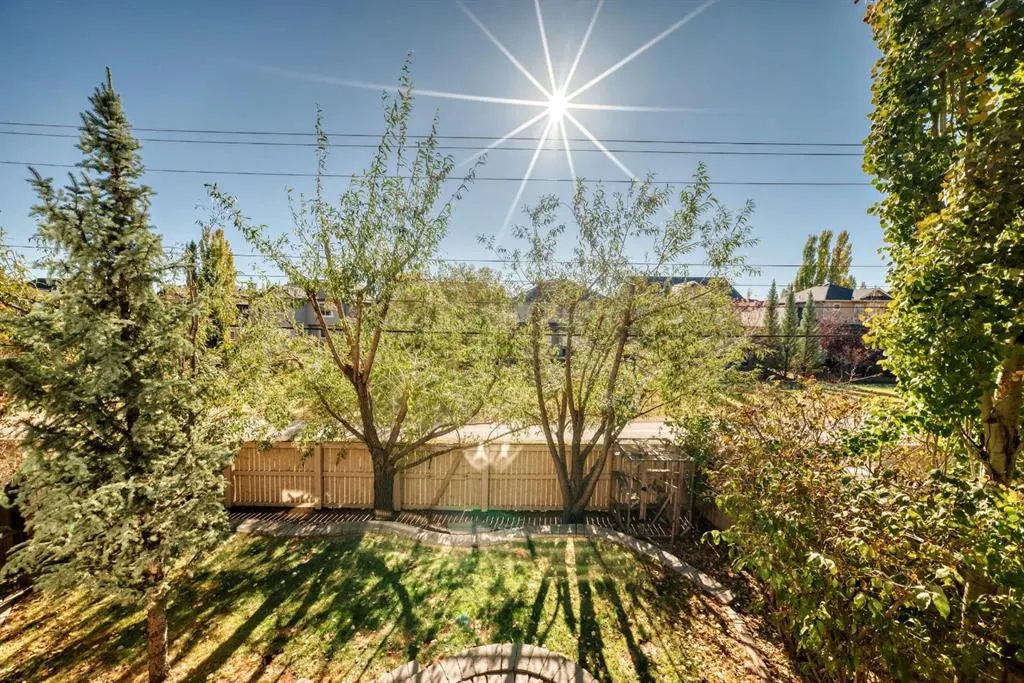 84 Evergreen Lane SW