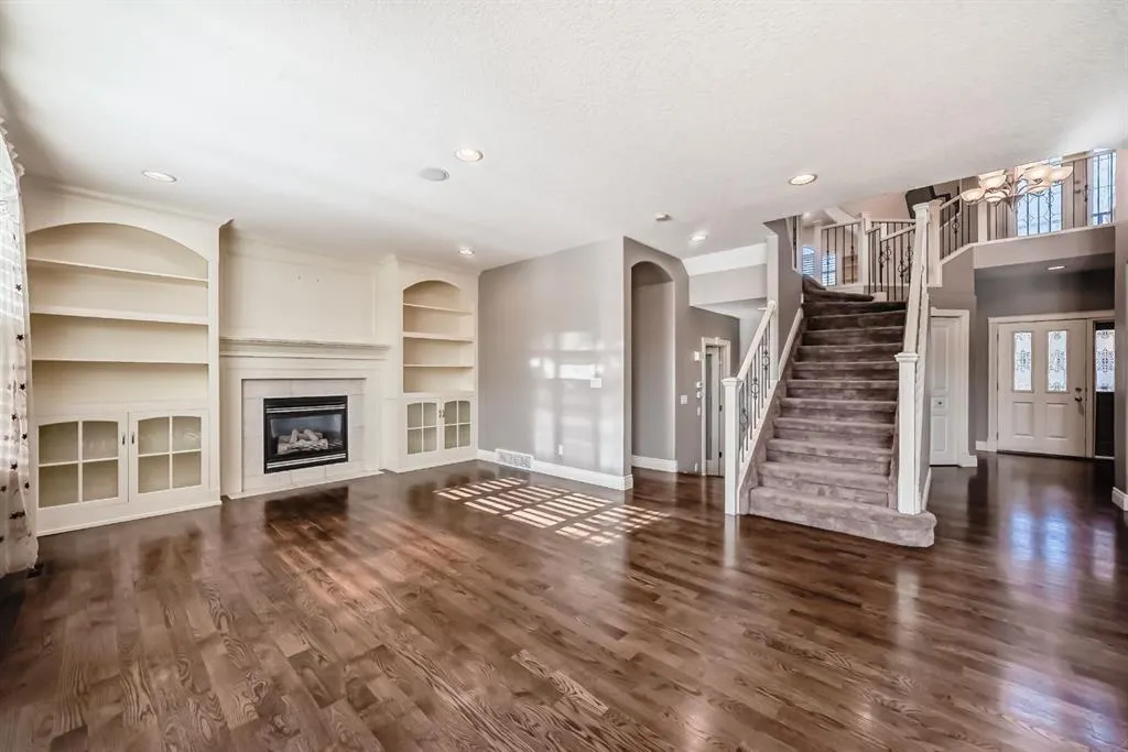 84 Evergreen Lane SW