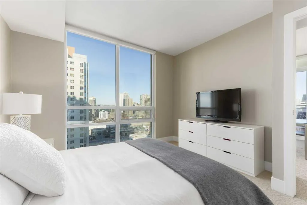 1111 10 Street SW, #1404
