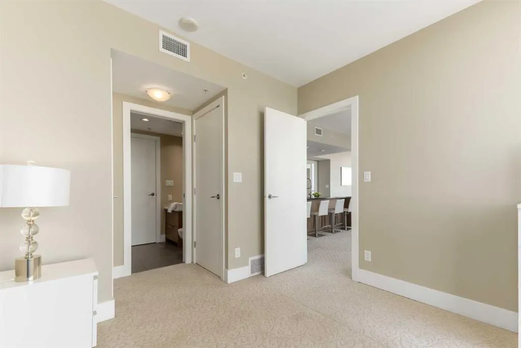 1111 10 Street SW, #1404