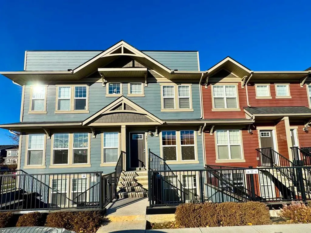 109 Cranbrook Square SE