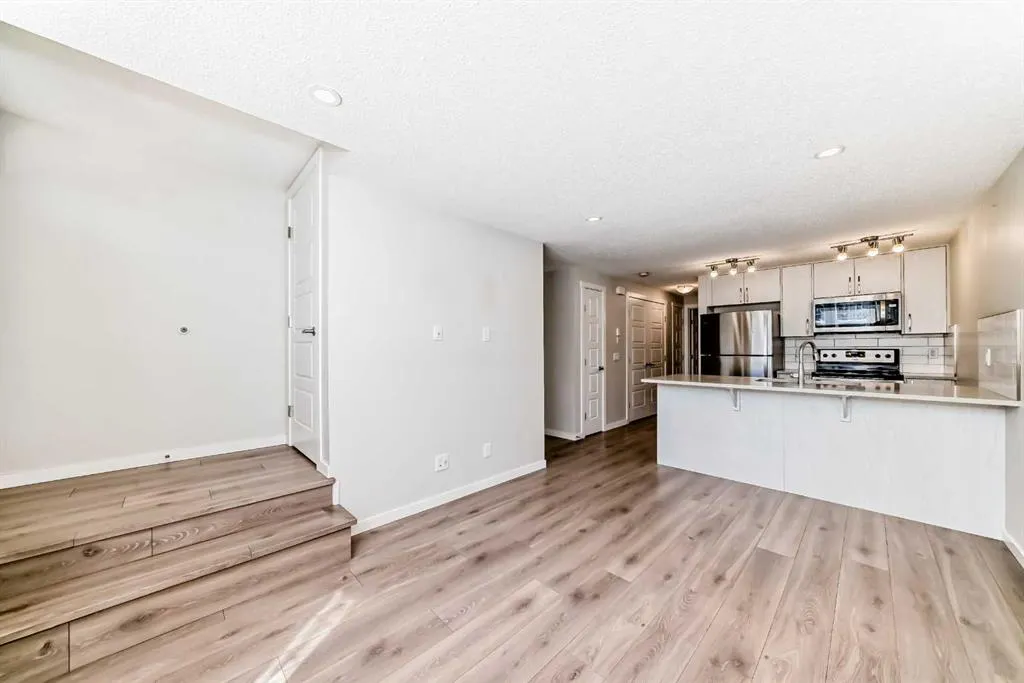 109 Cranbrook Square SE