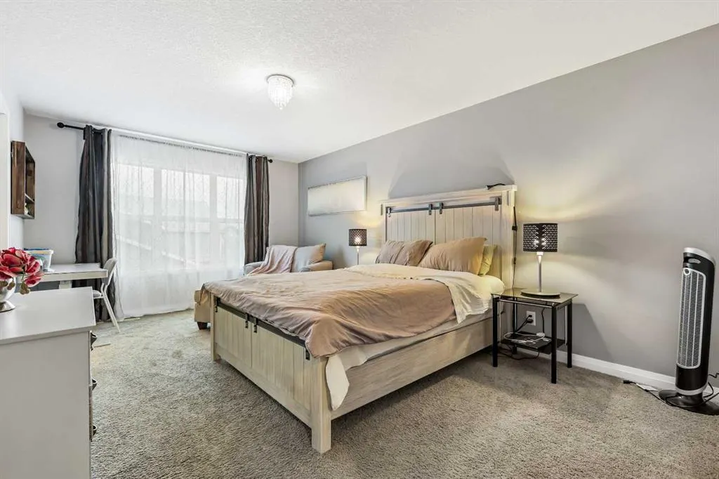 154 Masters Point SE