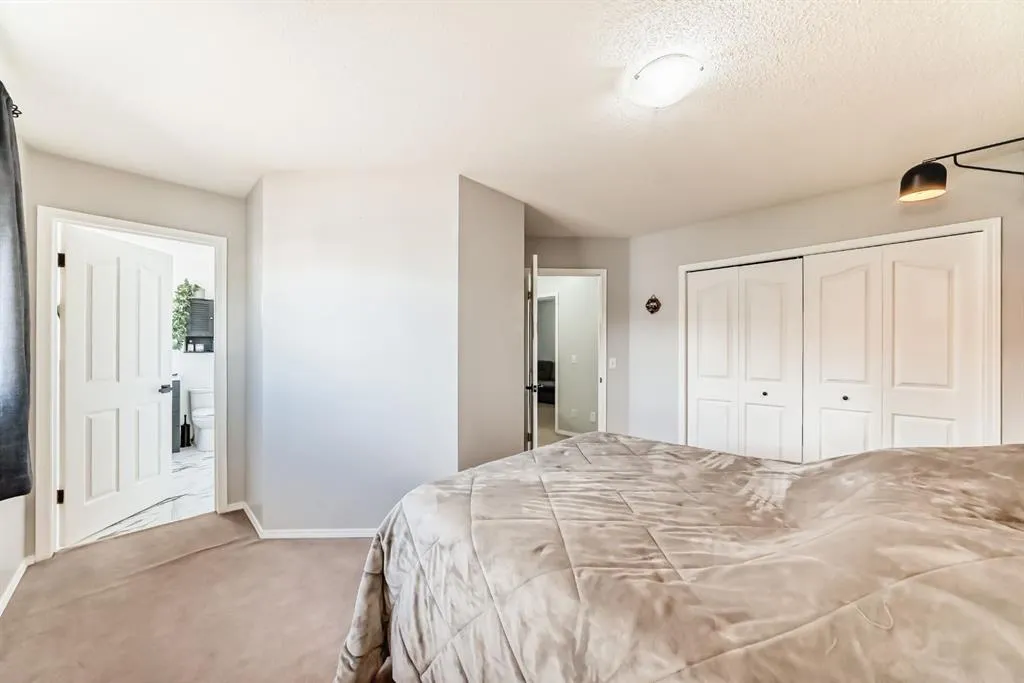 122 Bow Ridge Crescent, #8