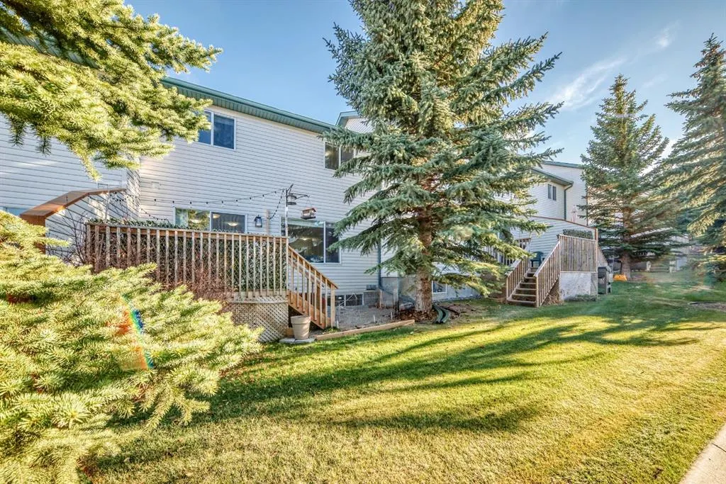 122 Bow Ridge Crescent, #8