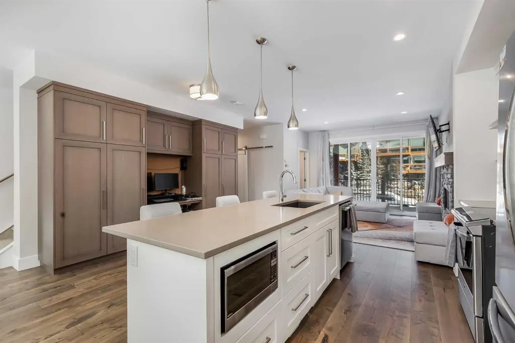 1101 Three Sisters Parkway, #104A