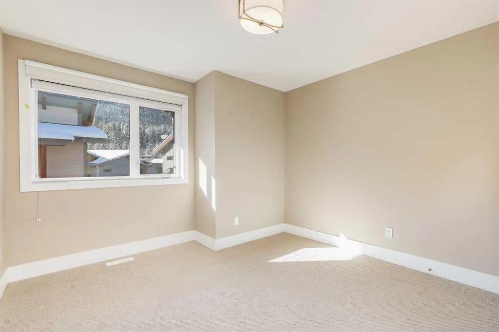 1101 Three Sisters Parkway, #104A