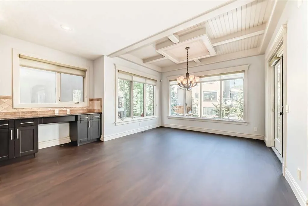 38 Aspen Meadows Park SW