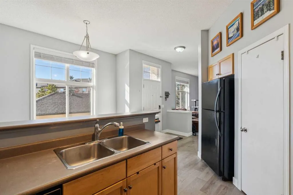 77 Mckenzie Towne Gate SE