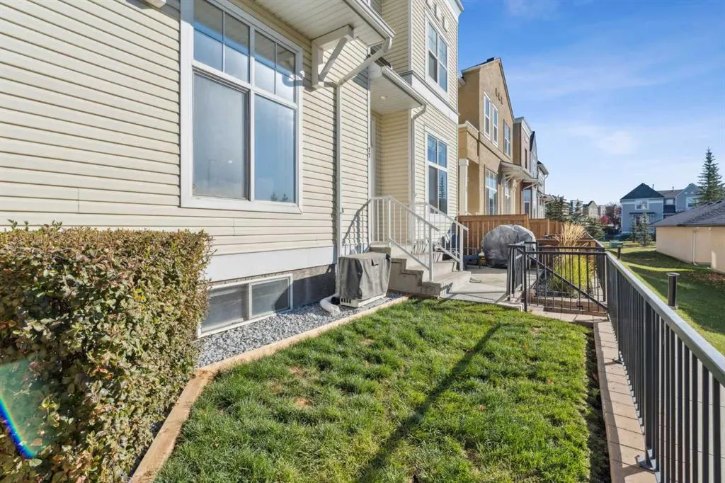 77 Mckenzie Towne Gate SE