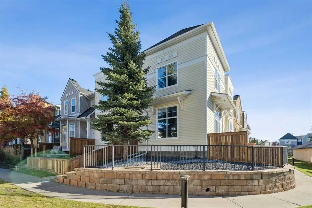 77 Mckenzie Towne Gate SE