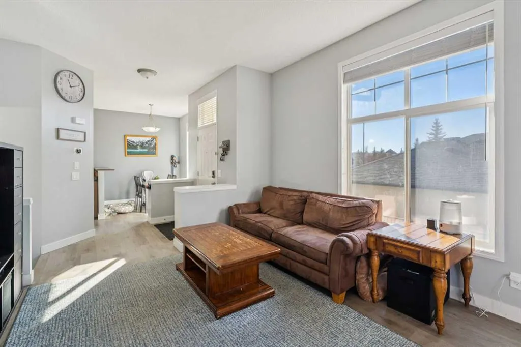 77 Mckenzie Towne Gate SE