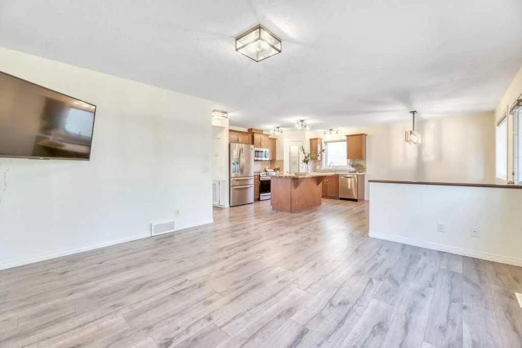 123 Aspen Circle