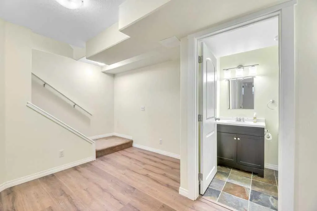 123 Aspen Circle