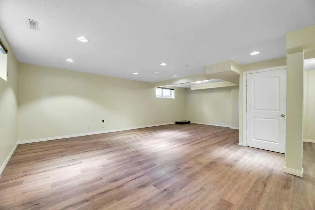 123 Aspen Circle