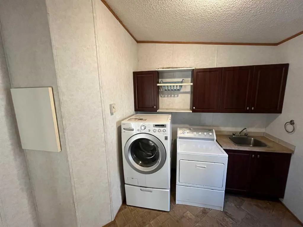 432060 Range Road 260