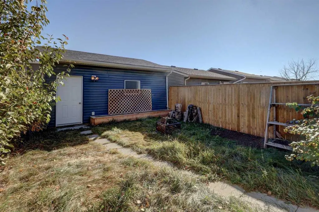 136 Evansborough Way NW