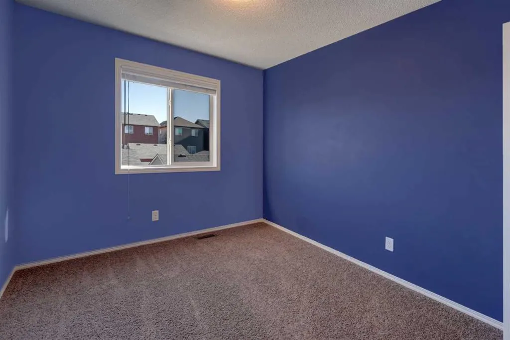 136 Evansborough Way NW